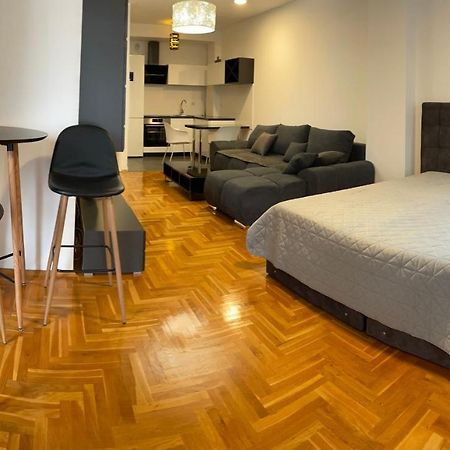 Apartman City Center 3-Setaliste Prijedor Buitenkant foto