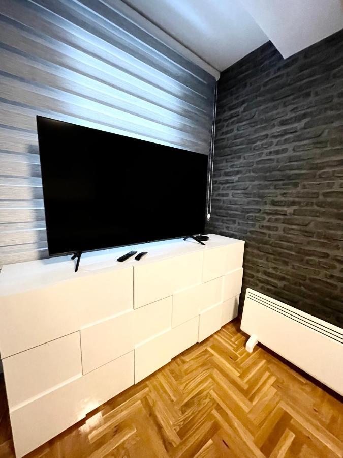 Apartman City Center 3-Setaliste Prijedor Buitenkant foto