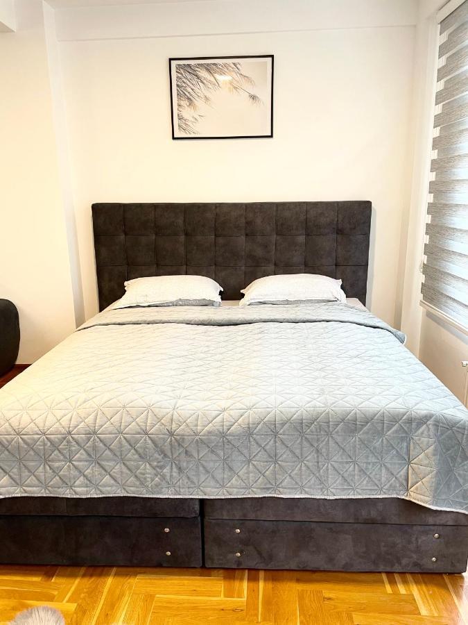 Apartman City Center 3-Setaliste Prijedor Buitenkant foto